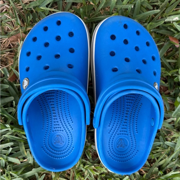 Crocs Crocband Royal Blue Clogs Unisex Kids Shoes - Picture 3 of 7